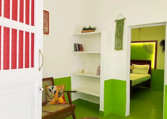 Romantic 1Bhk Pvt Terrace 400 Mts Sunrise Beach - Celes